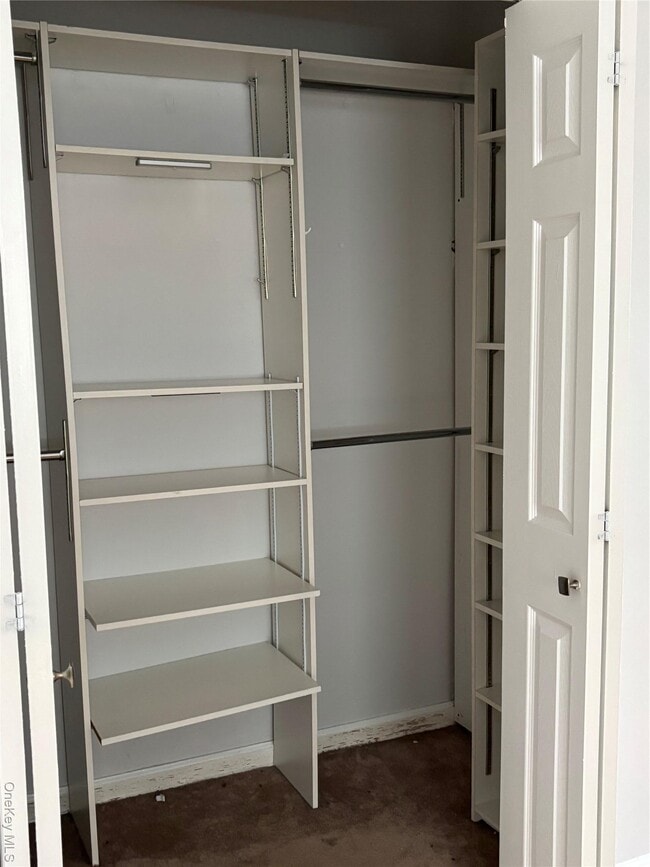 Building Photo - 570 Church Ave