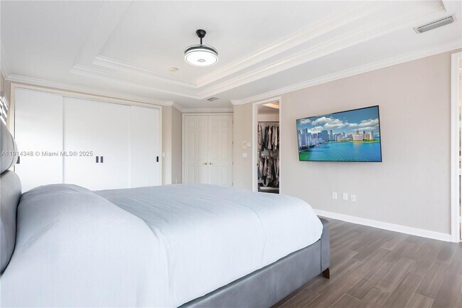 Building Photo - 19250 SW 30th St