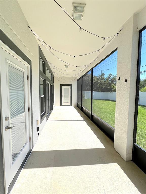 Building Photo - 24 E Diamond Dr