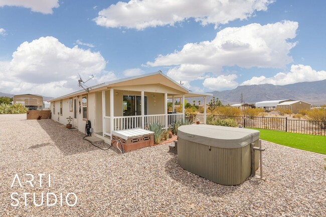 Building Photo - Fully furnished 2-bedroom 2-bathroom