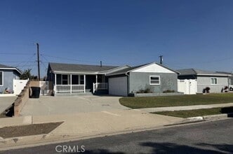 Building Photo - 3813 W 173rd St