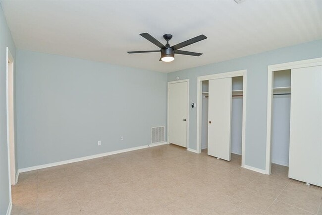 Building Photo - 4738 Merwin St