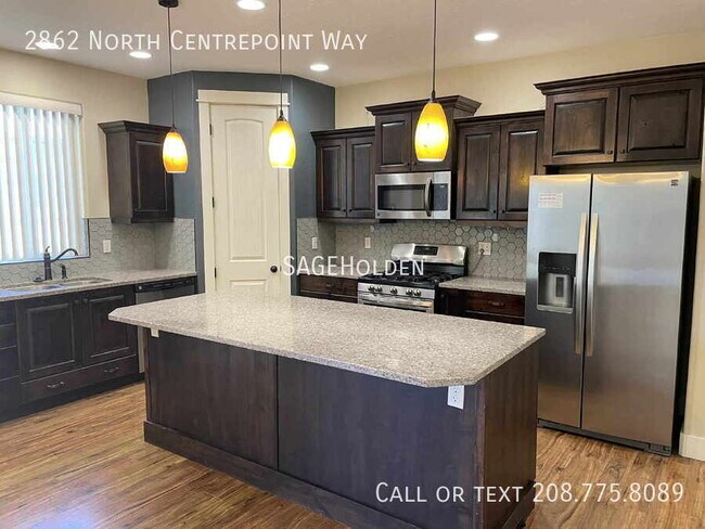 Building Photo - 2862 N Centrepoint Way