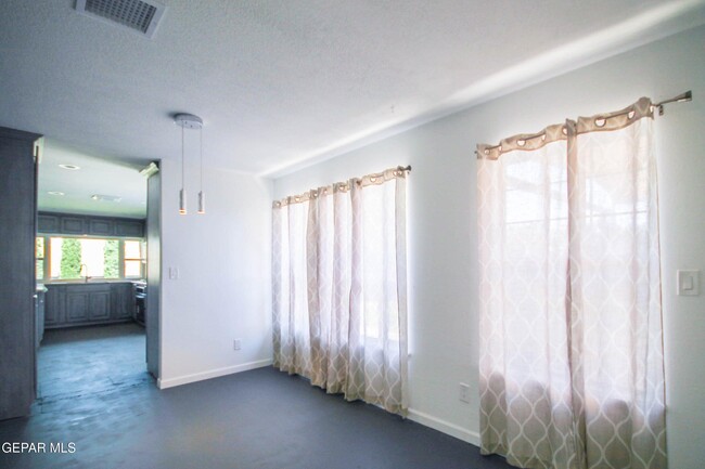 Building Photo - 1709 Pete Brown Pl