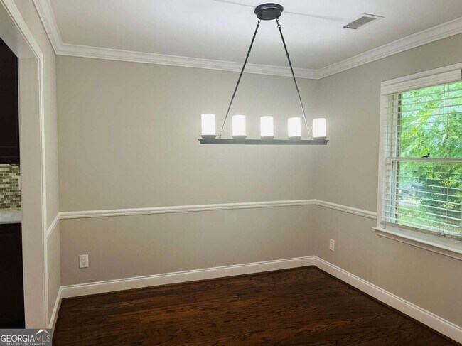 Building Photo - 2472 Ramblewood Ct