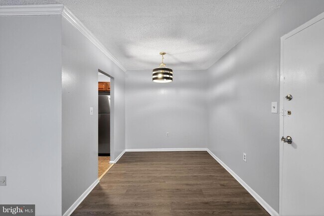 Building Photo - 3807 Swann Rd