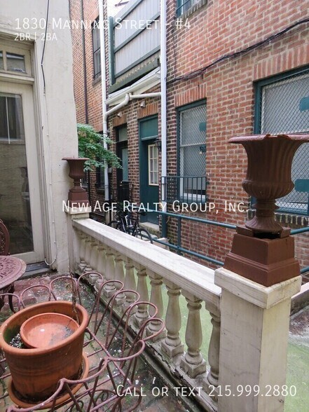 Building Photo - 1830 Manning St