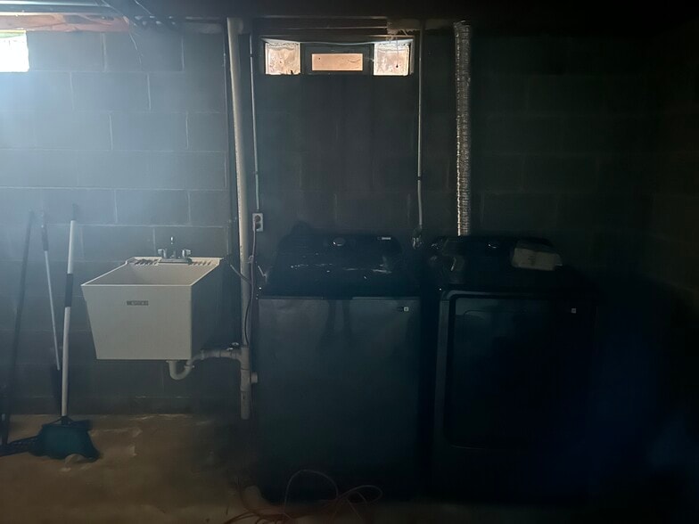 Building Photo - 4414 W 53rd St