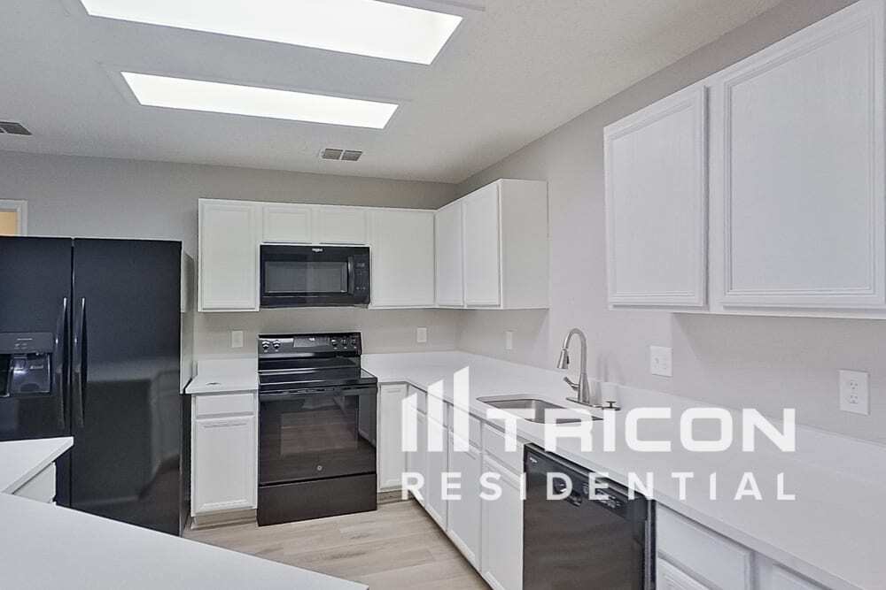 Building Photo - 2208 Capstan Dr