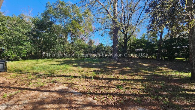 Building Photo - 2135 Corot Ct