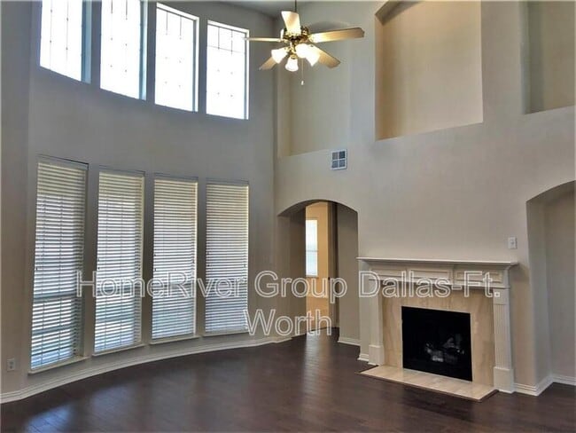 Building Photo - 5134 Navajo Dr