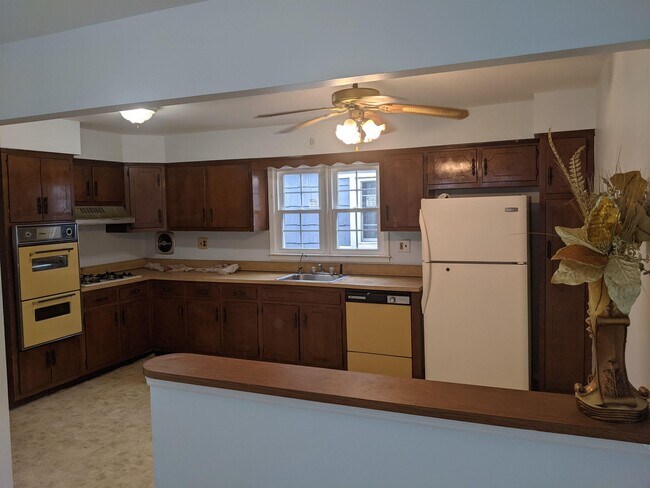 Building Photo - 809 John F. Kennedy Blvd