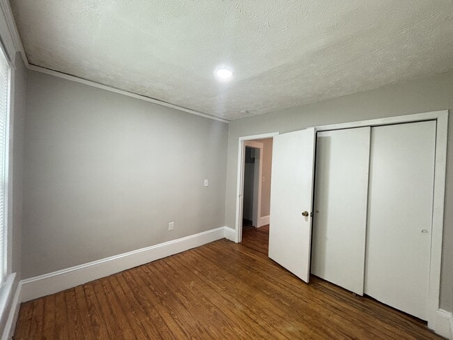 Building Photo - 202-A N Virginia Ave