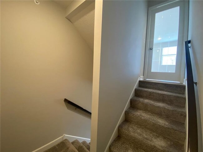 Building Photo - 206 Jean Avenue