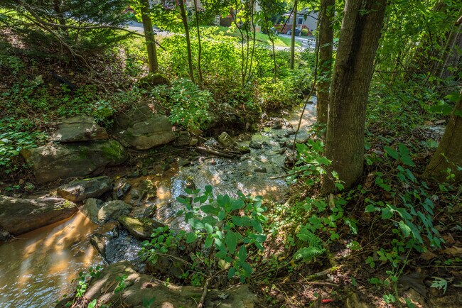 Private location - 110 Owens Creek Rd