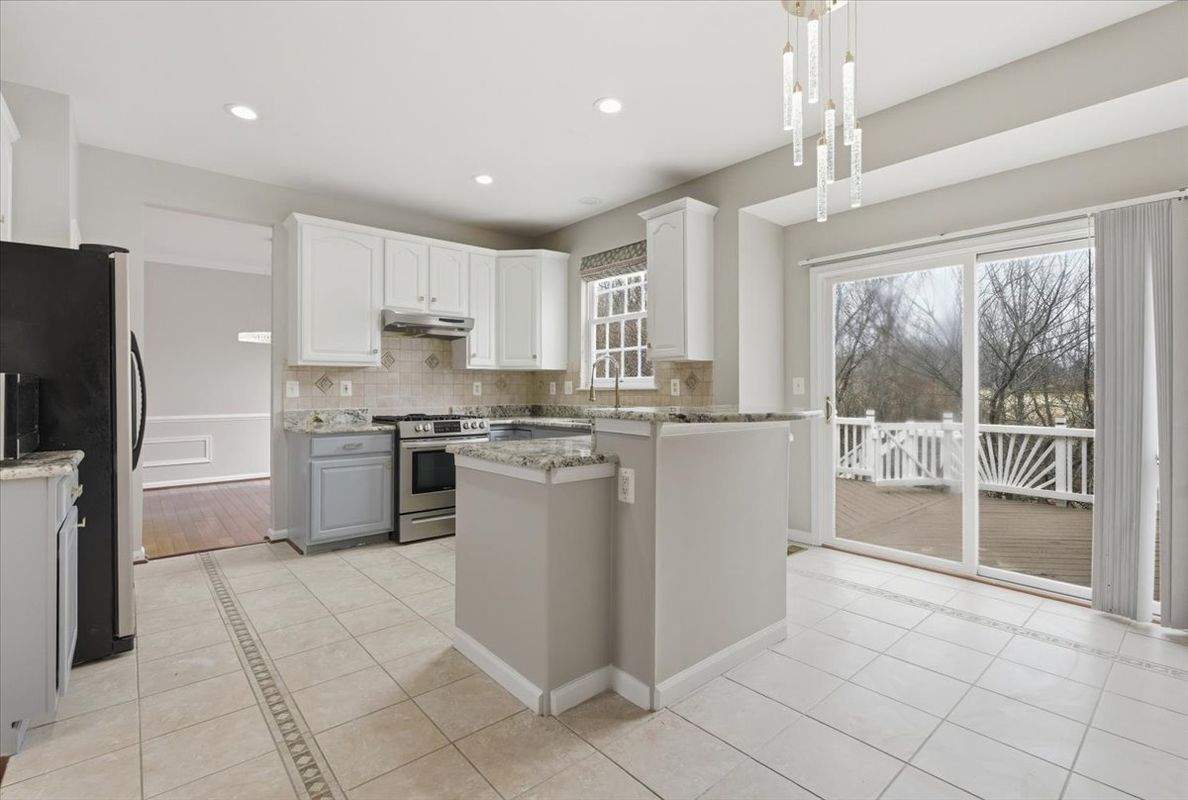 Building Photo - 3168 Tulip Tree Pl