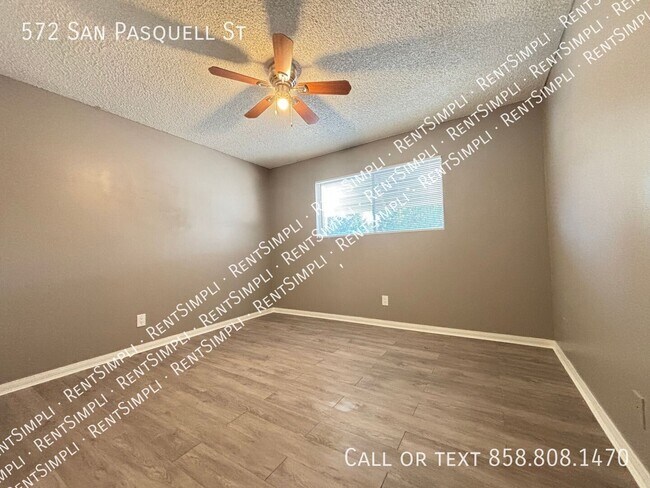 Building Photo - 572 San Pasquel St