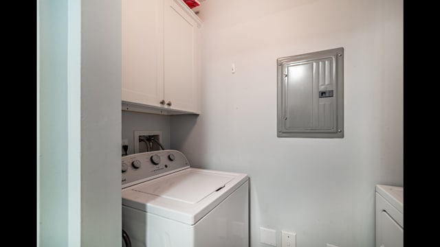 Building Photo - 9212 Myrtlewood Cir W