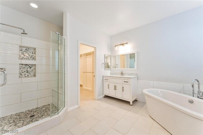 Building Photo - 2267 Alanhurst Dr