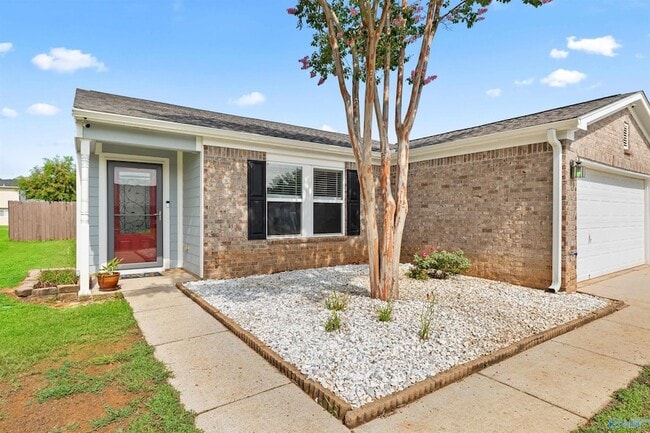 Building Photo - 204 Bumper Crop Ln NW