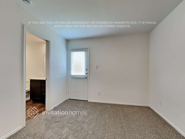 Building Photo - 2925 Greenhorn Ave