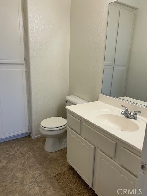 Building Photo - 35921 Camelot Cir