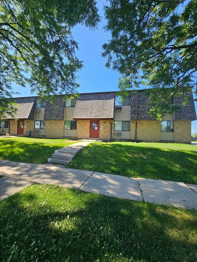 Primary Photo - 333 Coolidge Ave. (12 Units)