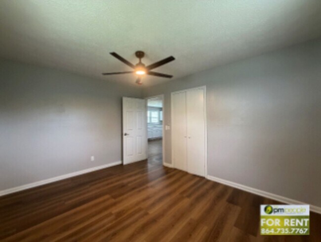 Building Photo - 119 Welborn Cir