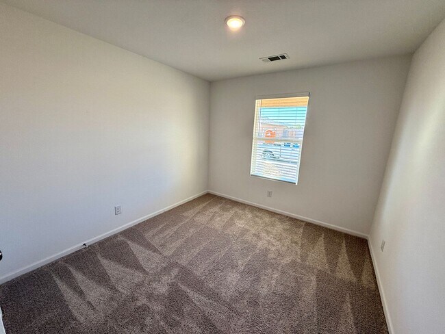 Building Photo - 2024 Construction 3 Bedroom Home in Cheyenne Meadows!