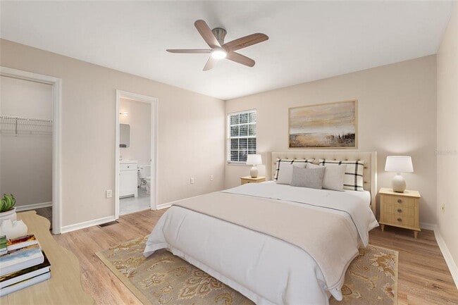 Building Photo - 9755 SW 52nd Rd