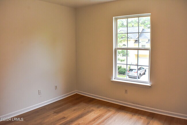 Building Photo - 43 Blue Haw Ct