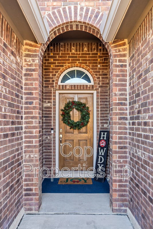 Building Photo - 2259 Gran Cielo Trl