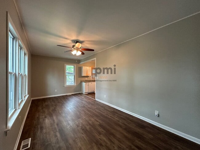 Building Photo - 6812 Jackson Ave