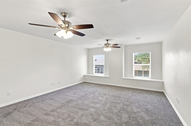 Building Photo - 3403 Oakleigh Ln
