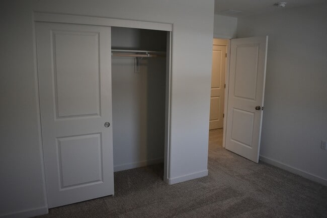 Building Photo - 4752 Sami Jo Dr