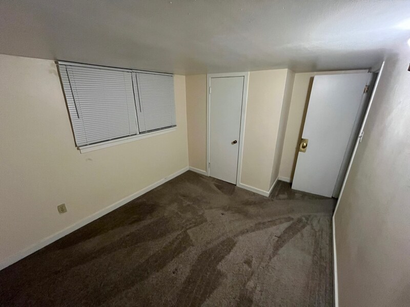 Building Photo - 192 N Smith St