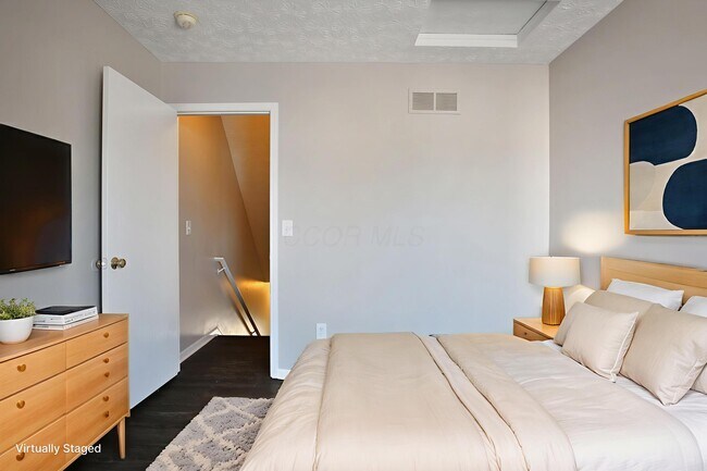 Building Photo - 1843 Canopy Ln