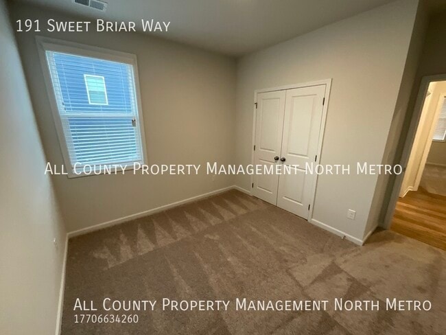 Building Photo - 191 Sweet Briar