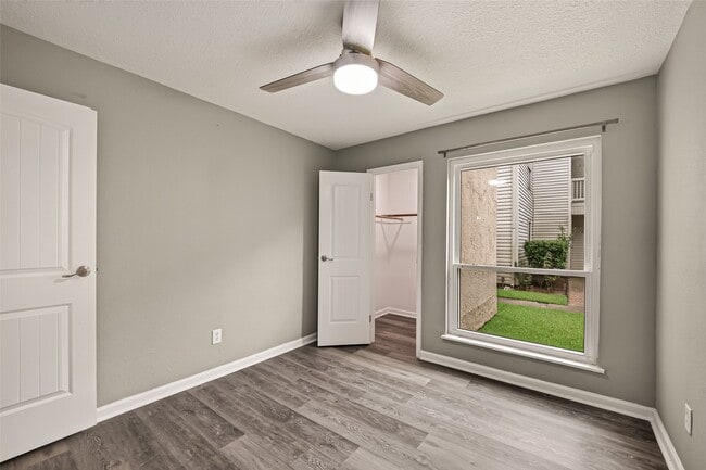 Building Photo - 7600 Emmett F Lowry Expy