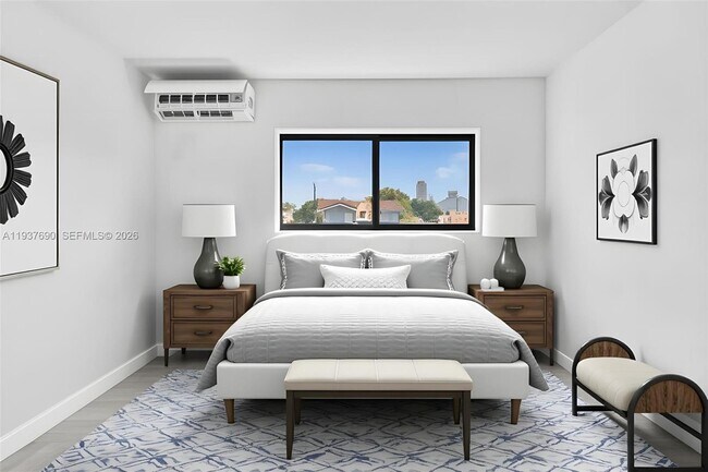 Building Photo - 1027 SW 3rd St