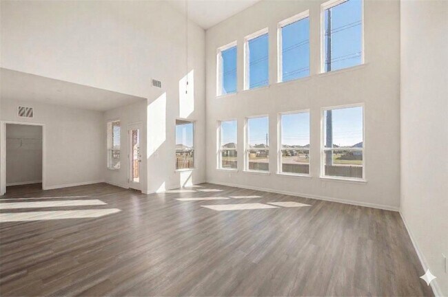 Building Photo - 604 Spindrift Ln