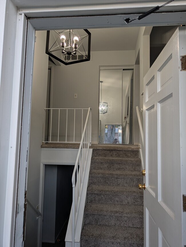 Building Photo - 34340 Viceroy Dr
