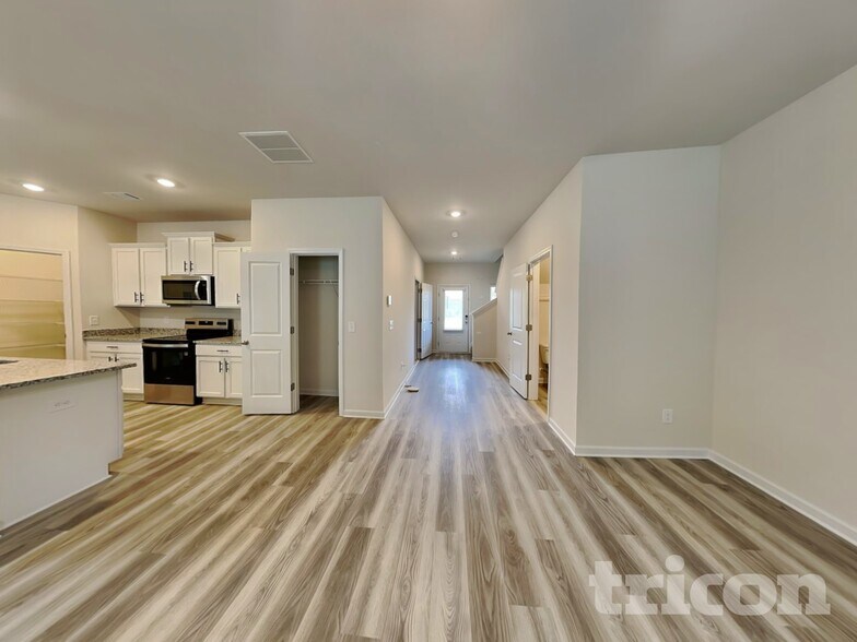 Building Photo - 467 Prescott Wy