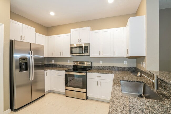 Building Photo - 6031 Acara Ln