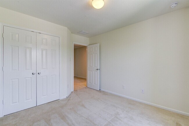 Building Photo - 15623 Hanover Breeze Ln