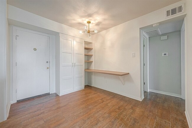 Building Photo - 4629 Wild Indigo St