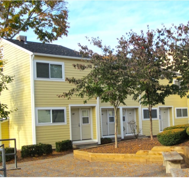 Blackstone Terrace 182 Cumberland St Woonsocket RI 02895 Apartment