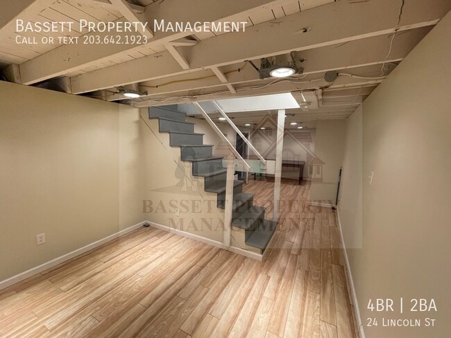 Building Photo - 24 Lincoln St