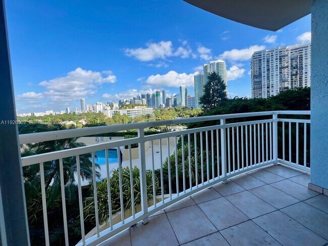 Primary Photo - 2475 Brickell Ave