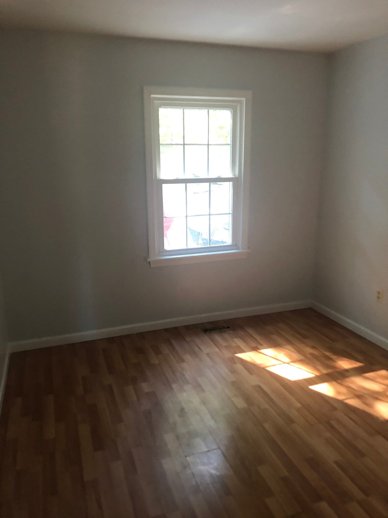 Empty bedroom furnished upon request - 451 Cow Hill Rd